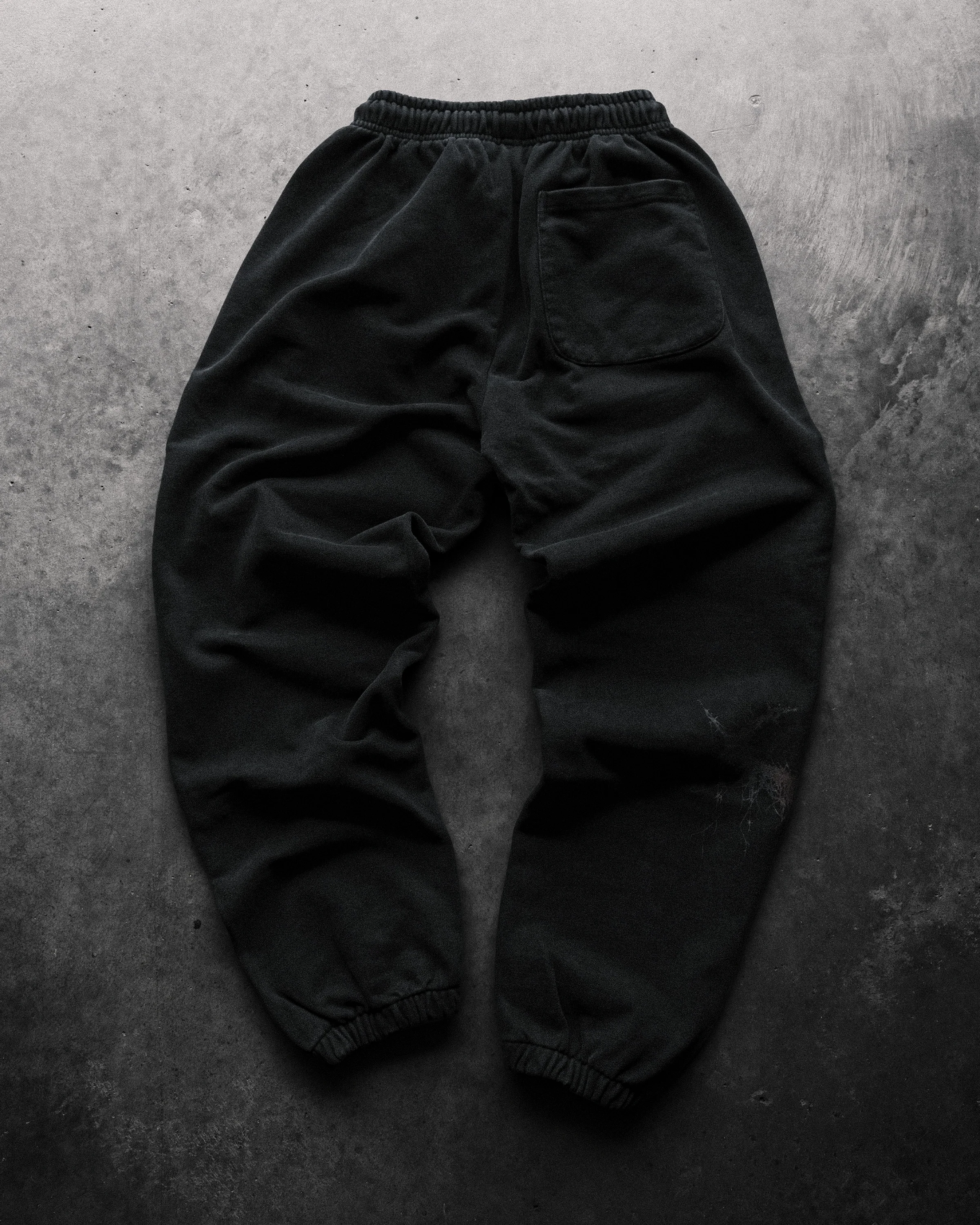RAVENBORNE SWEATS - Image 6