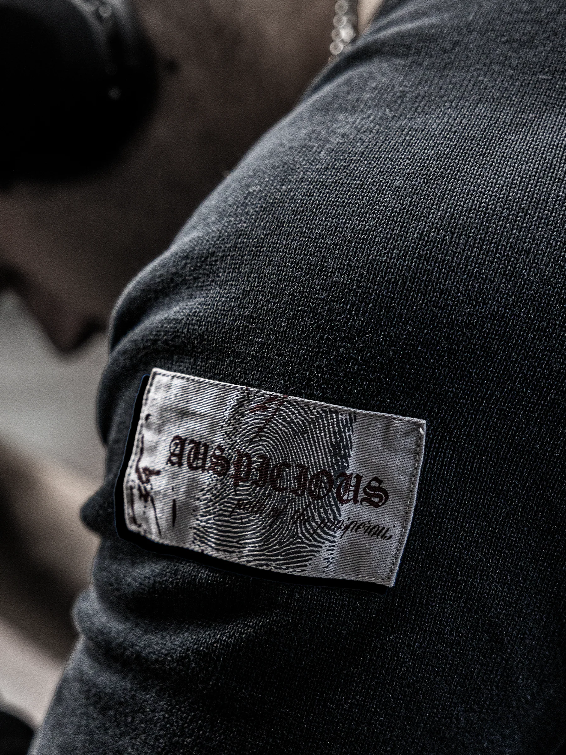 SHADOWWALKER KNIT LONGSLEEVE - Image 9
